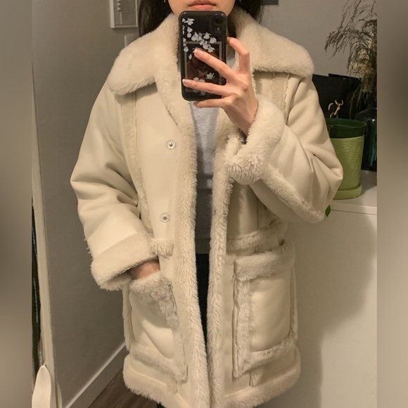 Abercrombie and Fitch oversized Sherpa vegan leather coat - Picture 4 of 5